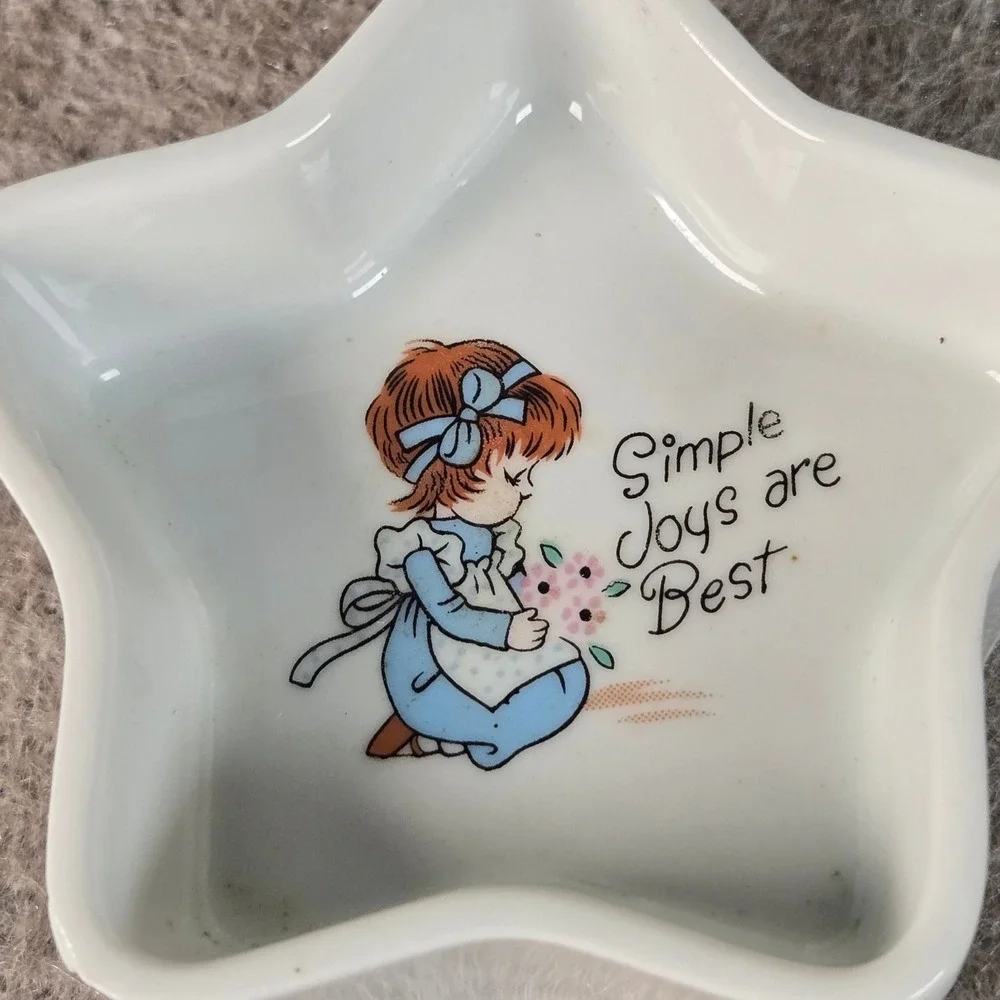 Vintage Star Shaped Ceramic‎ Trinket Dish Simple Joys are Best Girl Floral White
